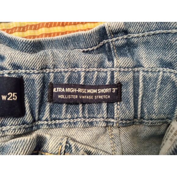 Hollister Ultra High Rise Mom Shorts Vintage Stretch Light Wash 3" Denim SZ 1 - Picture 5 of 9